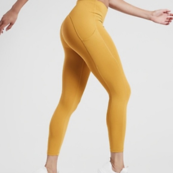 NWT Athleta Ultimate Stash 7/8 Length side Pockets Golden Mustard Yellow
Size 2X - Picture 3 of 6